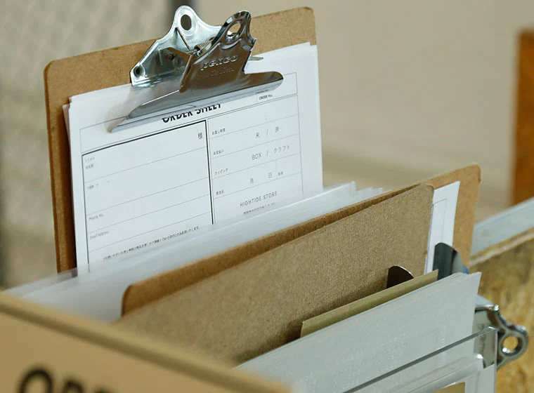Old School Clipboard/ A4/ Gold Clip - Image 6