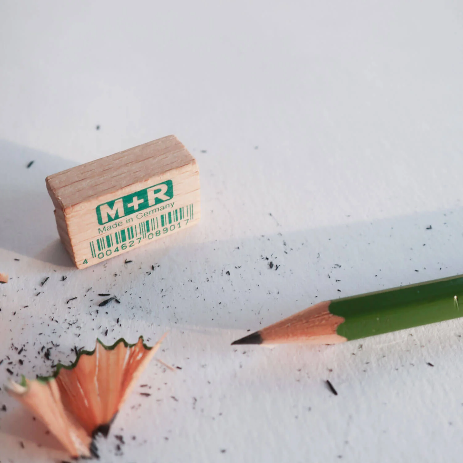 Beechwood Sharpener Single Hole (M+R) - Image 2