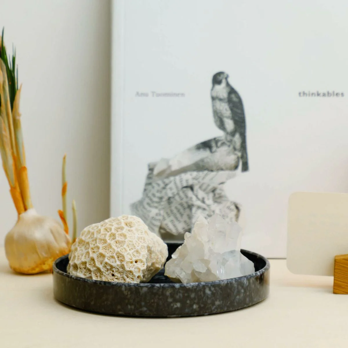 Marble Circle Desk Tray - Image 12