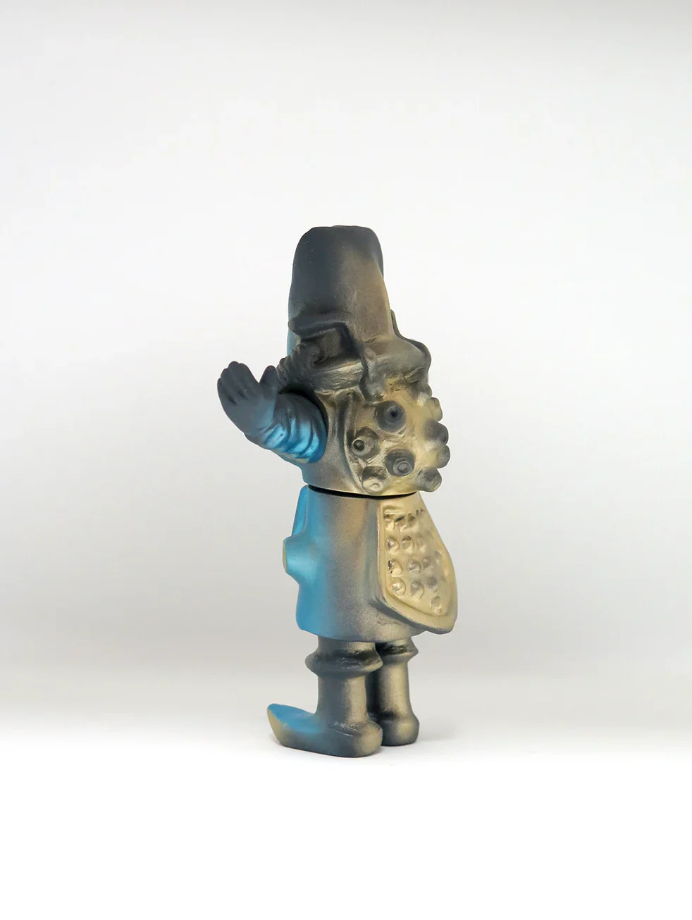 Poaching Robot "Bulgan" / Imiri Sakabashira - Image 6