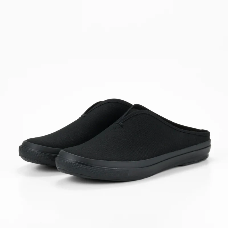 Slit Mule / Black Mono