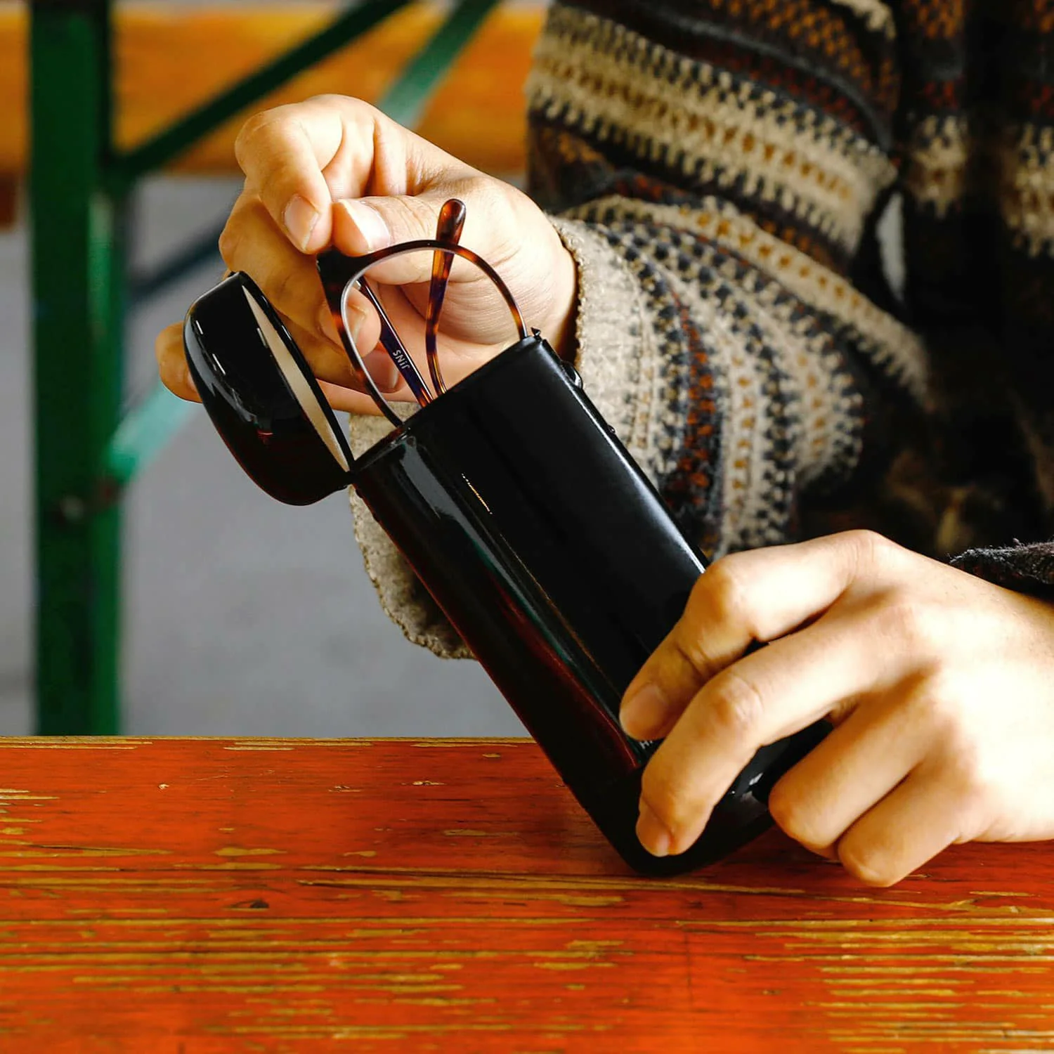 Stainless Steel Glasses Case - Image 17